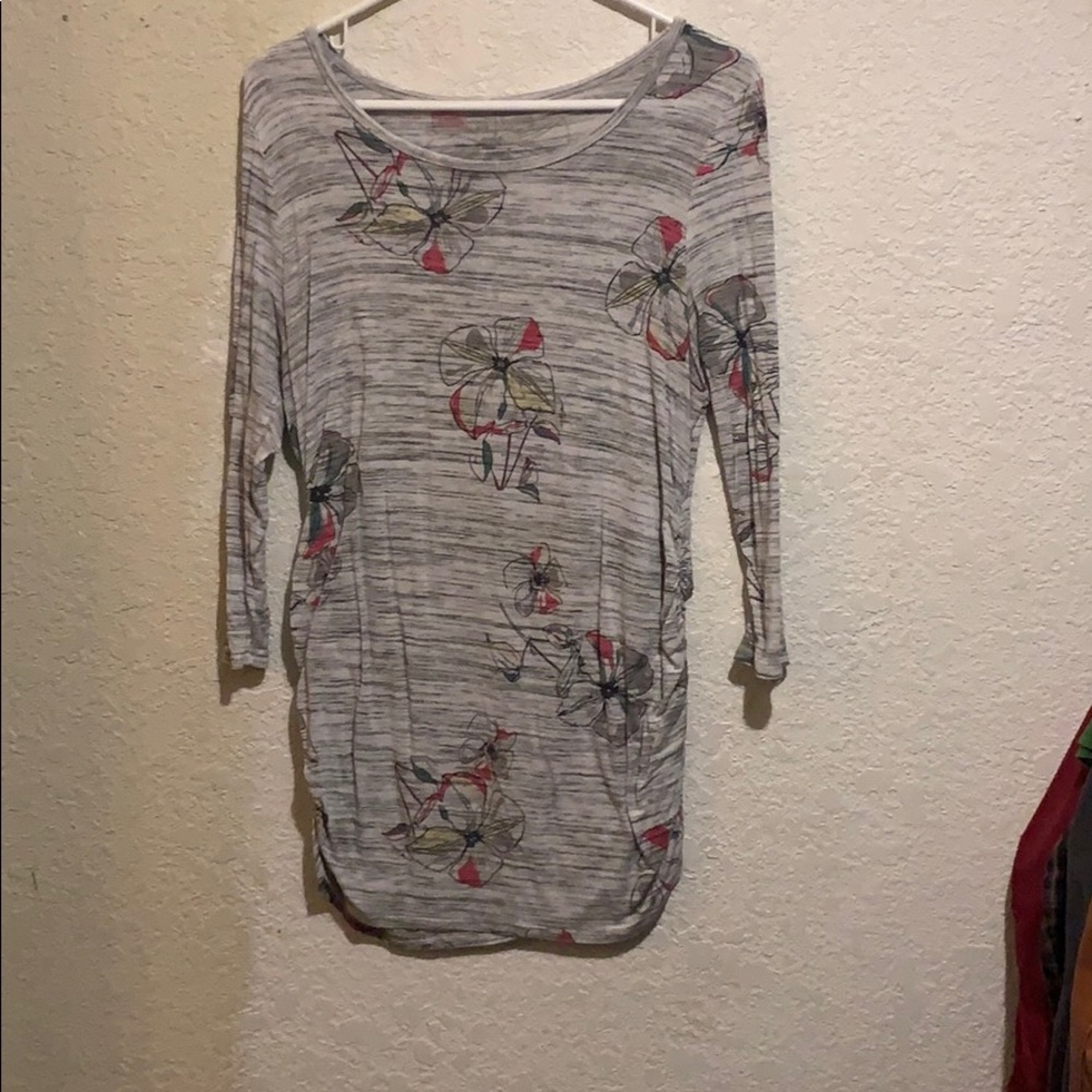 L Maternity shirt